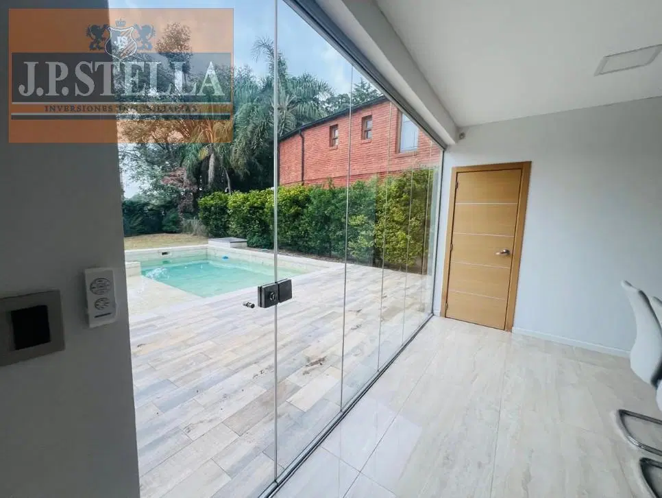 Excelente Casa 5 amb. 225 m² Cub en Lote de 496 m² en Banco Provincia De Bs. As. 5