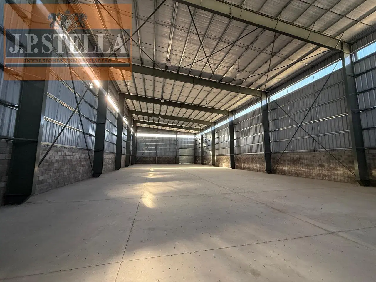 Nave Industrial 930 m² en Fracción de 2350 m² - Polo 24 Parque Industrial - Francisco Alvarez 3
