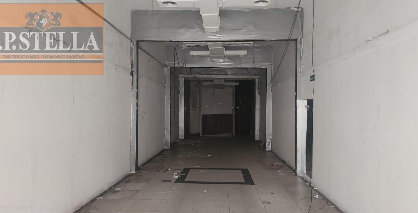 Foto de Local 375 m² en 2 Plantas - Peatonal Arieta en S.Justo (Ctro), imagen 4