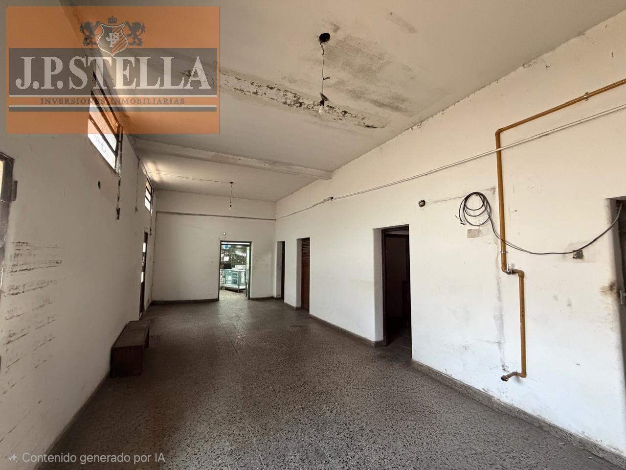 Foto de Local Doble con Deposito 430 m² - Oficinas - Baños y Vestuarios, imagen 1