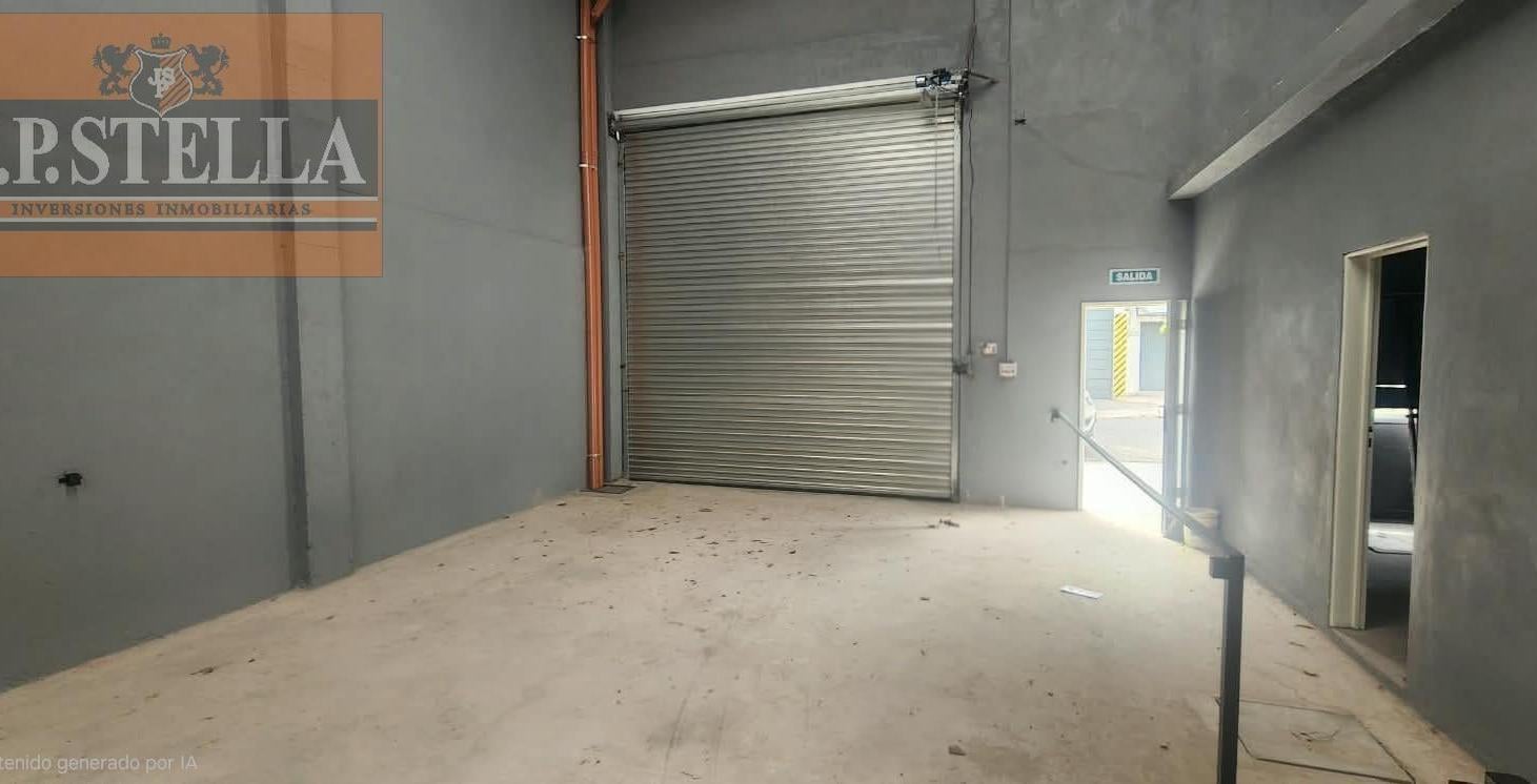 Foto de Galpón Industrial a Estrenar 200 m² Edif. - Oficina, baño y Patio, imagen 5