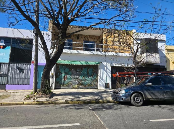 ALQUILER LOCAL COMERCIAL EN CENTRO DE LLAVALLOL 1