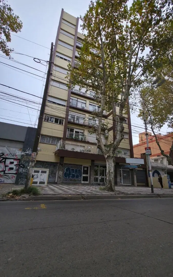 ALQUILER DEPARTAMENTO 4 AMBIENTES EN MONTE GRANDE 3
