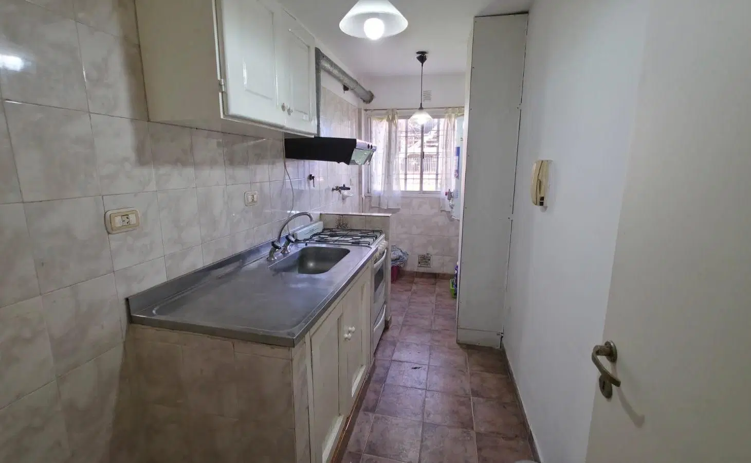 VENTA DEPARTAMENTO EN MONTE GRANDE 4