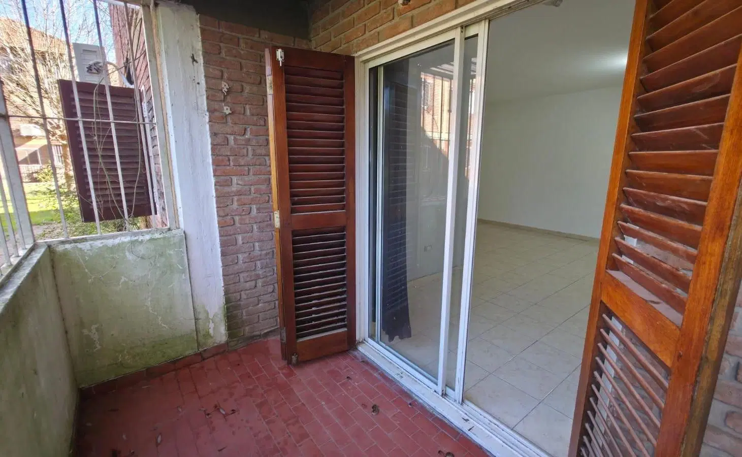 VENTA DEPARTAMENTO EN MONTE GRANDE 5