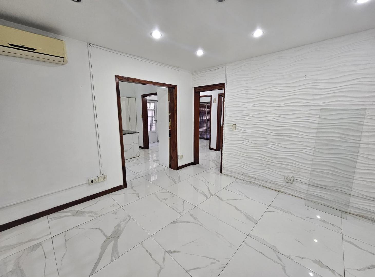 Foto de Casa - Llavallol, imagen 2