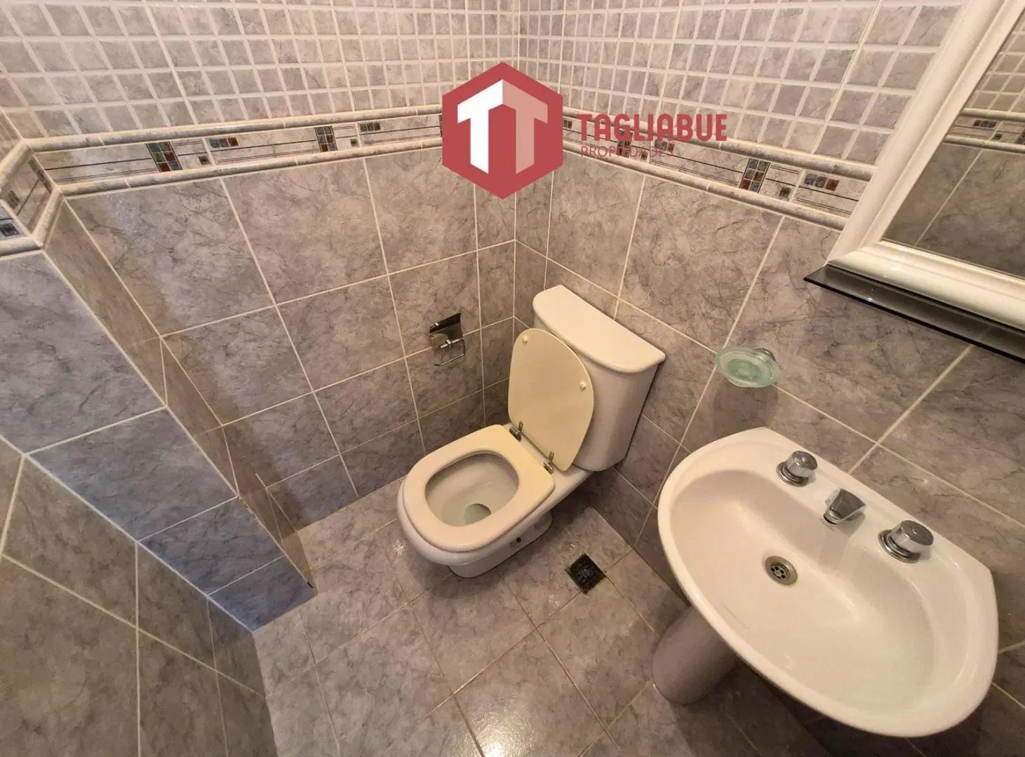 Departamento - Av del Sol 4
