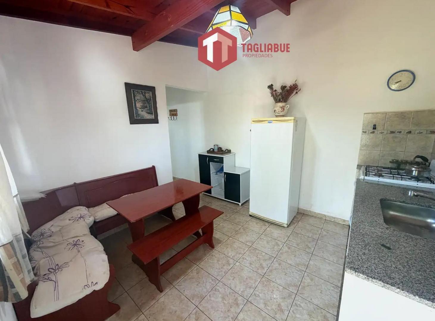 Foto de Casa en alquiler | Centro de Merlo | Con quincho y cochera, imagen 2