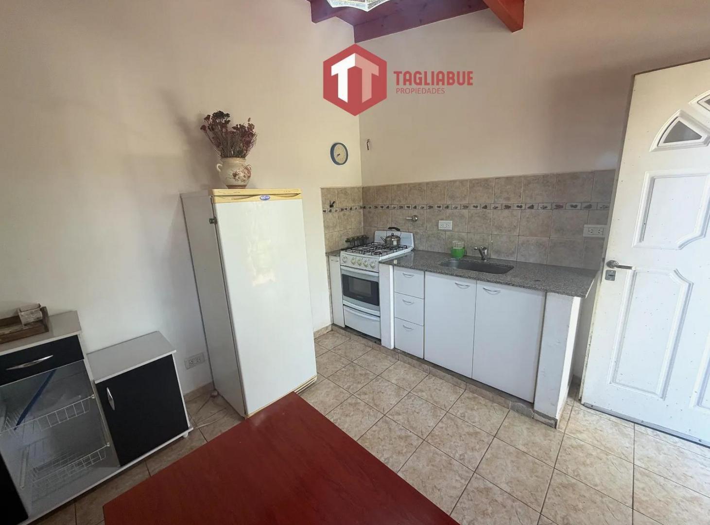 Foto de Casa en alquiler | Centro de Merlo | Con quincho y cochera, imagen 3