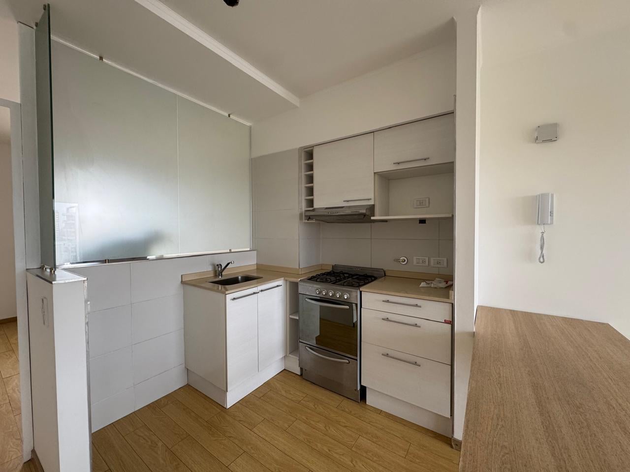 Foto de Alquiler Av. Francia 993 - 1 Dormitorio, imagen 1