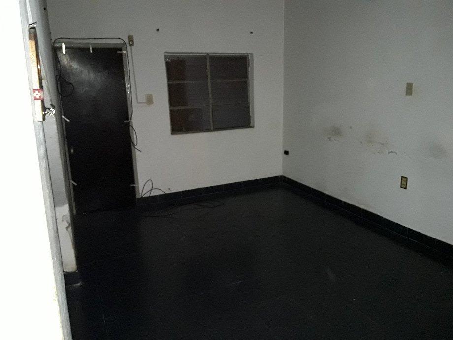Local Comercial con Vivienda 1 Amb. en Lanus Oeste 2