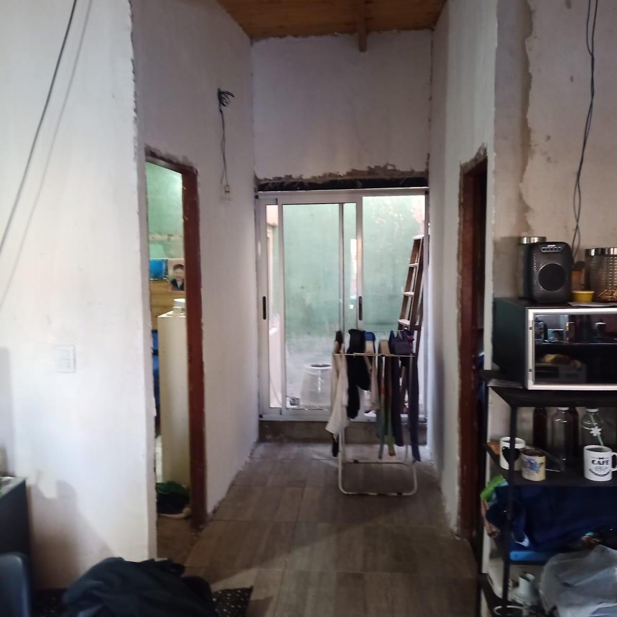 Casa de 3 Amb. S/lote Propio. 4