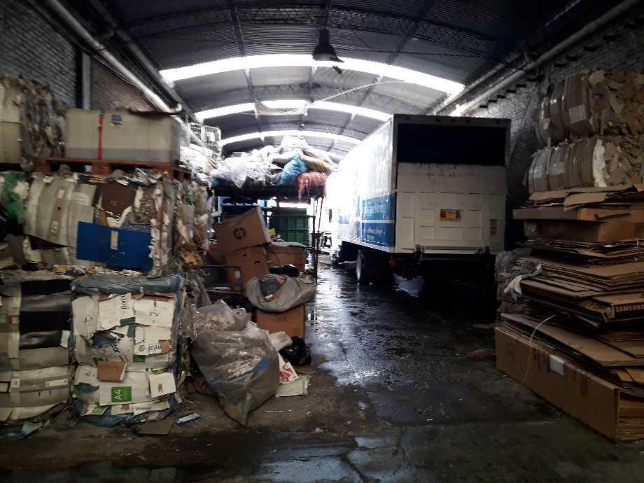 Foto de Galpon en venta en Remedios de Escalada Oeste, imagen 2