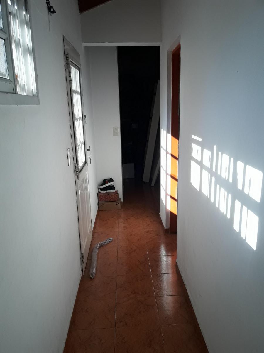 Moderna Casa 4 Amb. En Dos Plantas