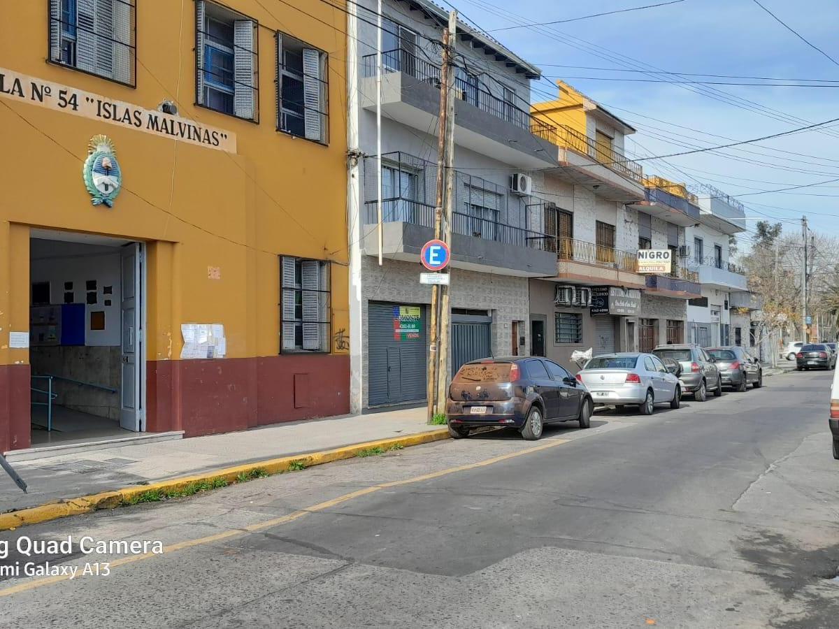 Local Comercial Al Lado de La Esc. Nº54 (Banderita) 2