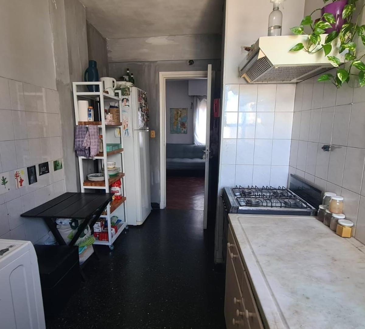 Venta Departamento de Dos Ambientes en Avellaneda 3