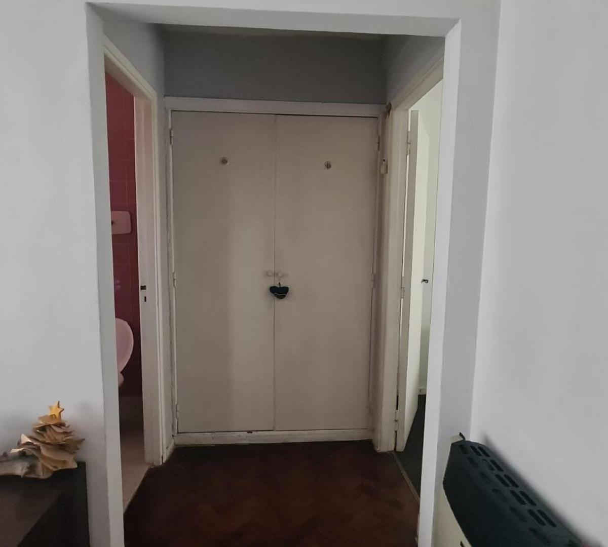Venta Departamento de Dos Ambientes en Avellaneda 4