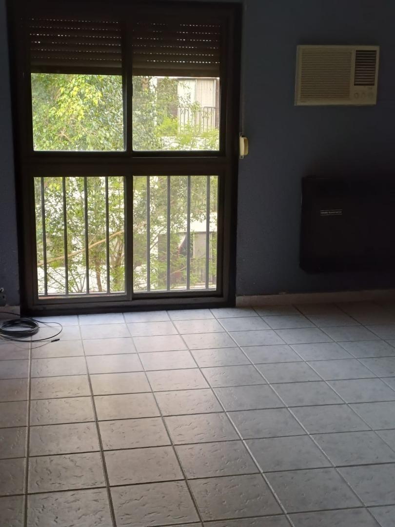 Foto de VENTA DEPARTAMENTO DE 3 AMBIENTES, imagen 3