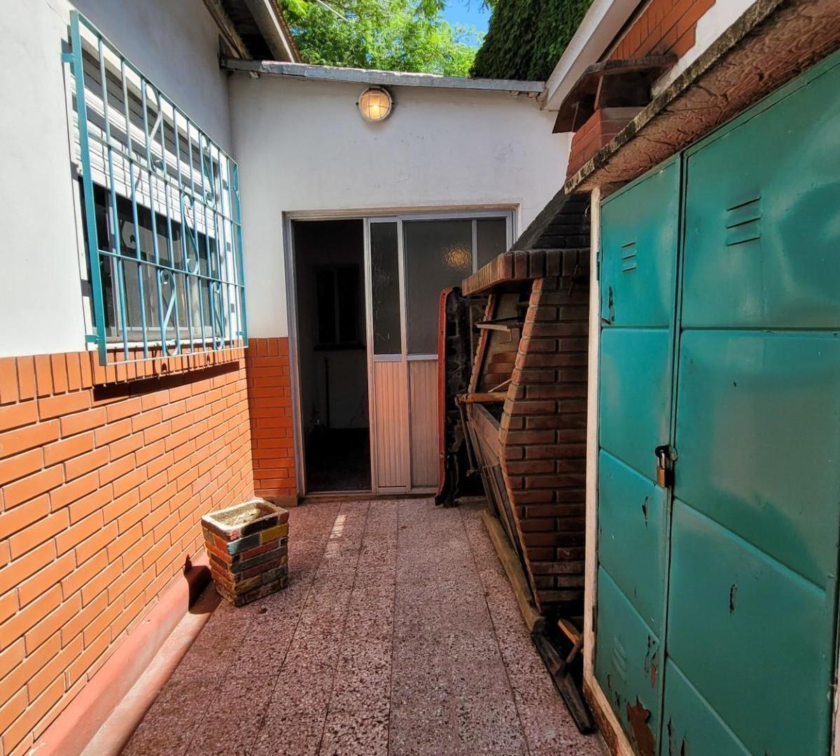 Venta Casa de 4 Ambientes Mixta 3