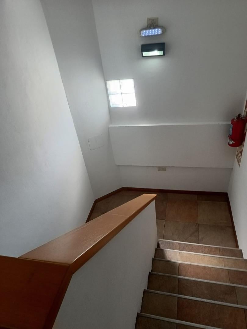 Foto de VENTA DEPARTAMENTO DE 2 AMBIENTES CON DOBLE COCHERA, imagen 5