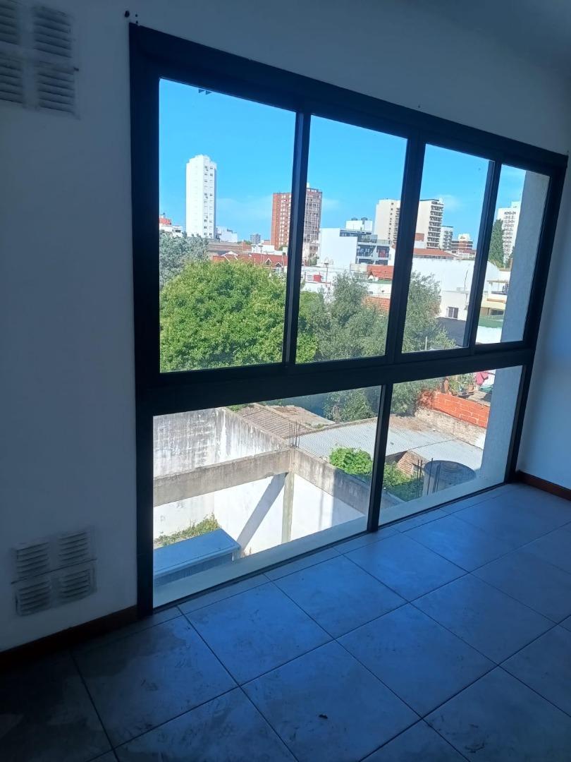 Foto de VENTA DEPARTAMENTO DE 2 AMBIENTES CON DOBLE COCHERA, imagen 3