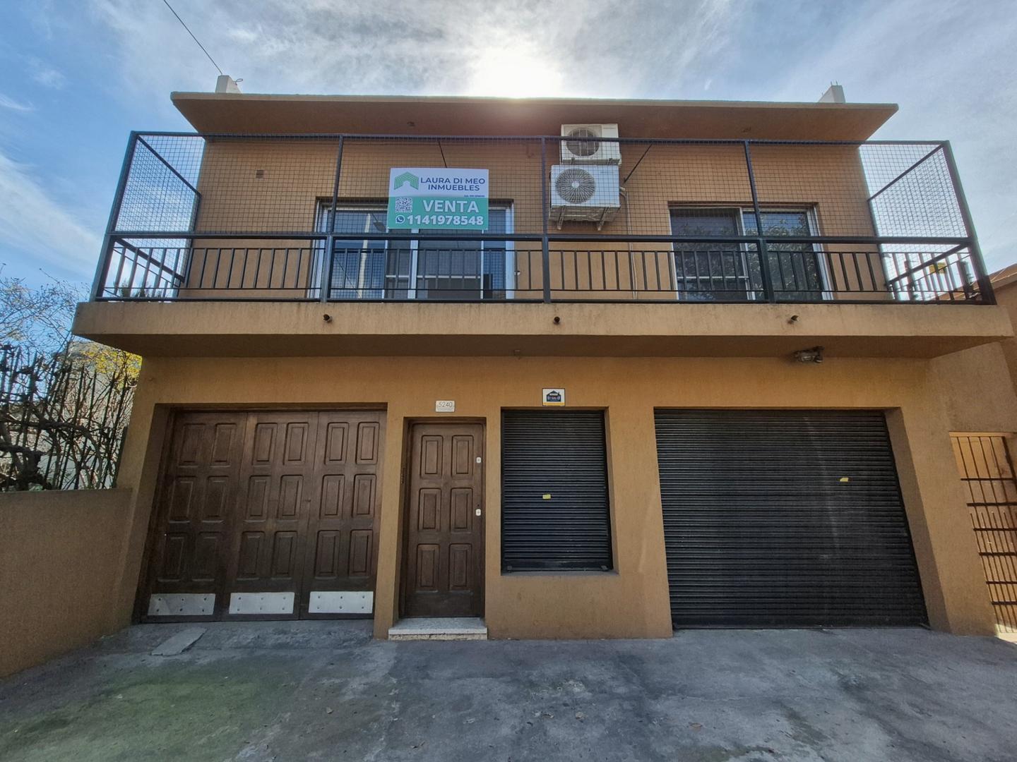 Foto de VENTA CASA DE TRES AMBIENTES SOBRE AVENIDA EN VILLA DOMINICO, imagen 2