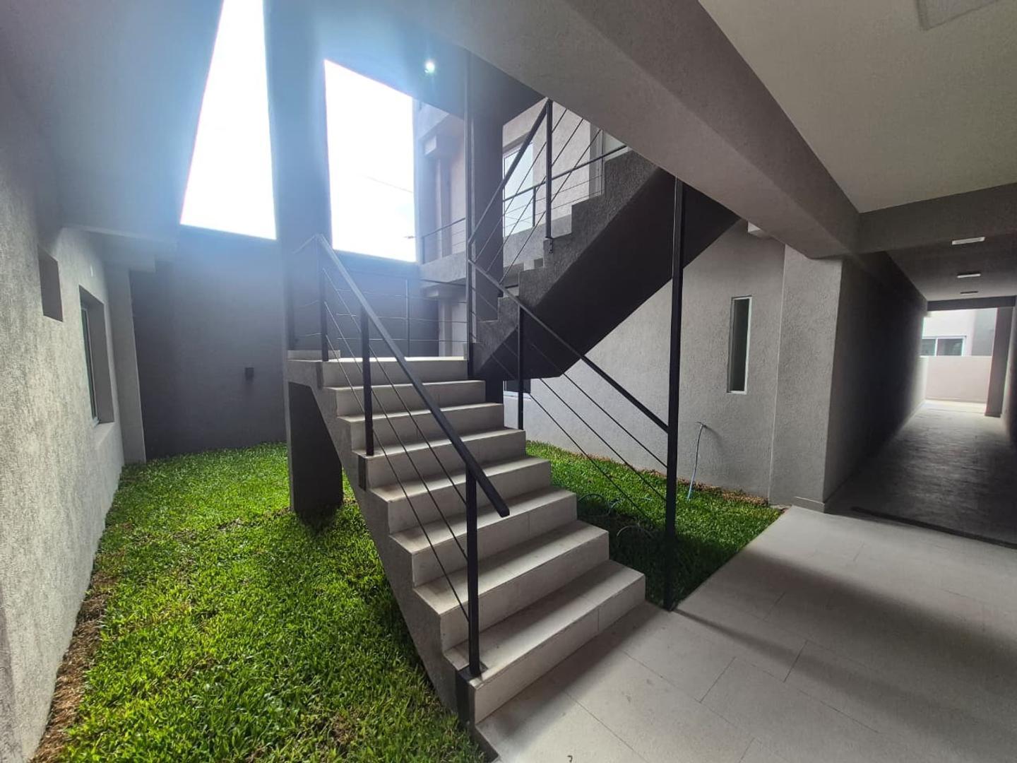 Foto de ALQUILER DEPTO MONOAMBIENTE A MEDIA CUADRA DE AV MITRE, imagen 1