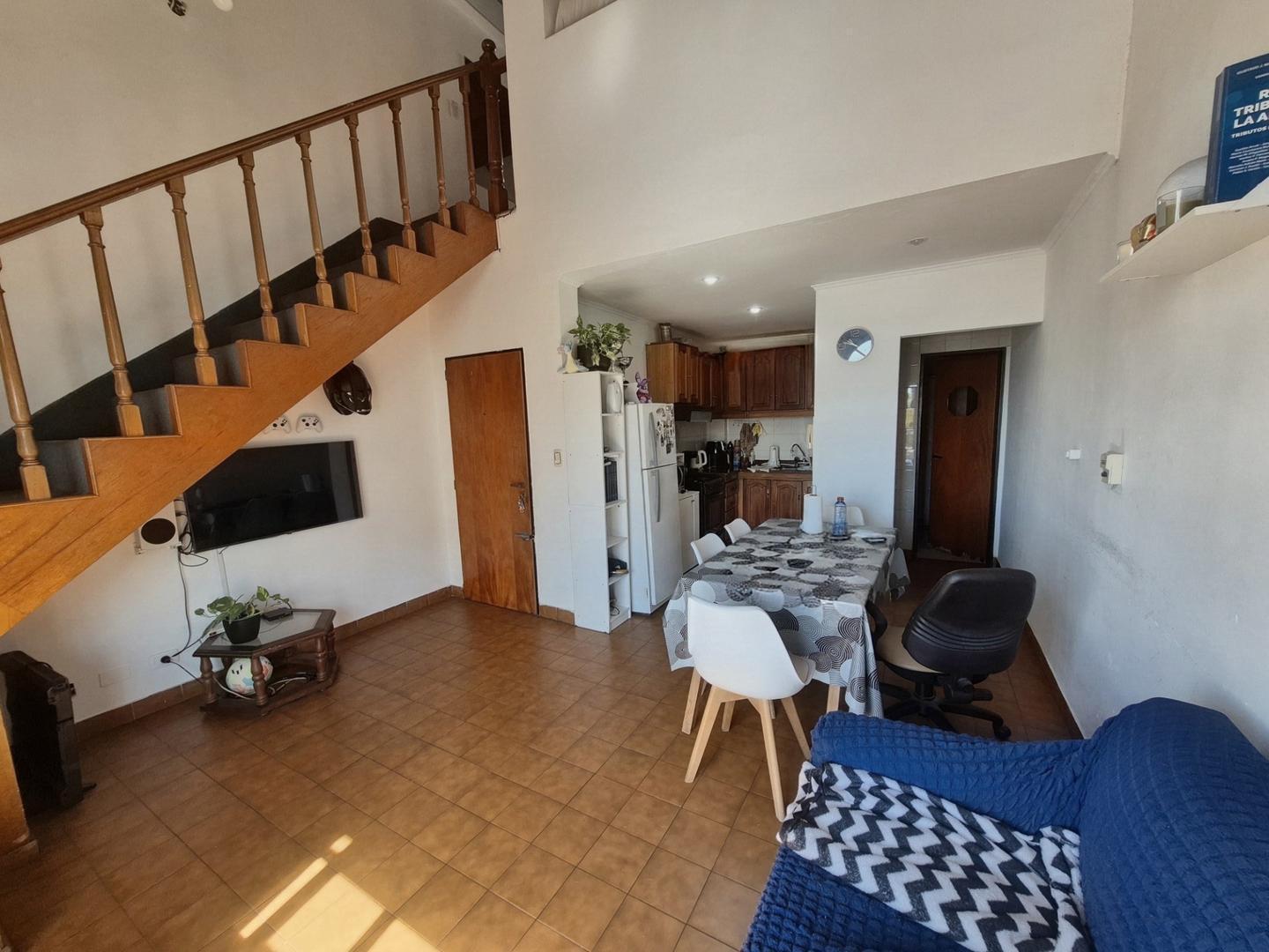 Foto de VENTA DEPARTAMENTO DE DOS AMBIENTES EN WILDE CENTRO, imagen 3