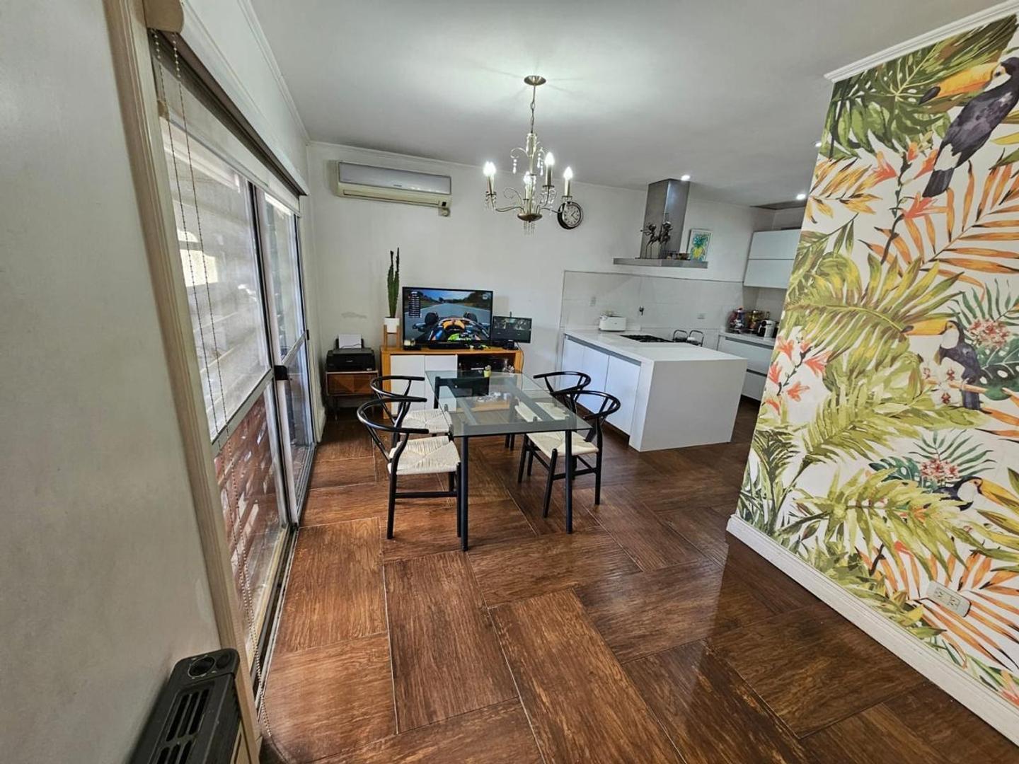 Foto de VENTA CASA DE 4 AMBIENTES A METROS DE AV MITRE, imagen 3