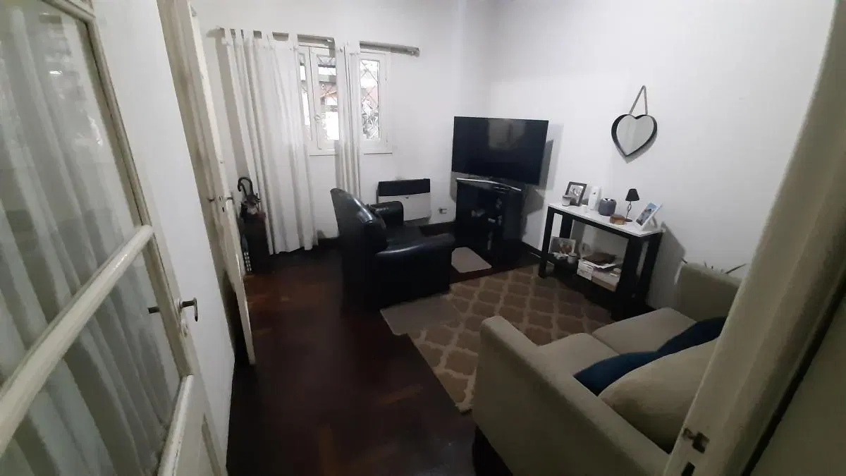 VENTA - Chalet 2 Dorm + Dpto - Adrogué  Marmol 5