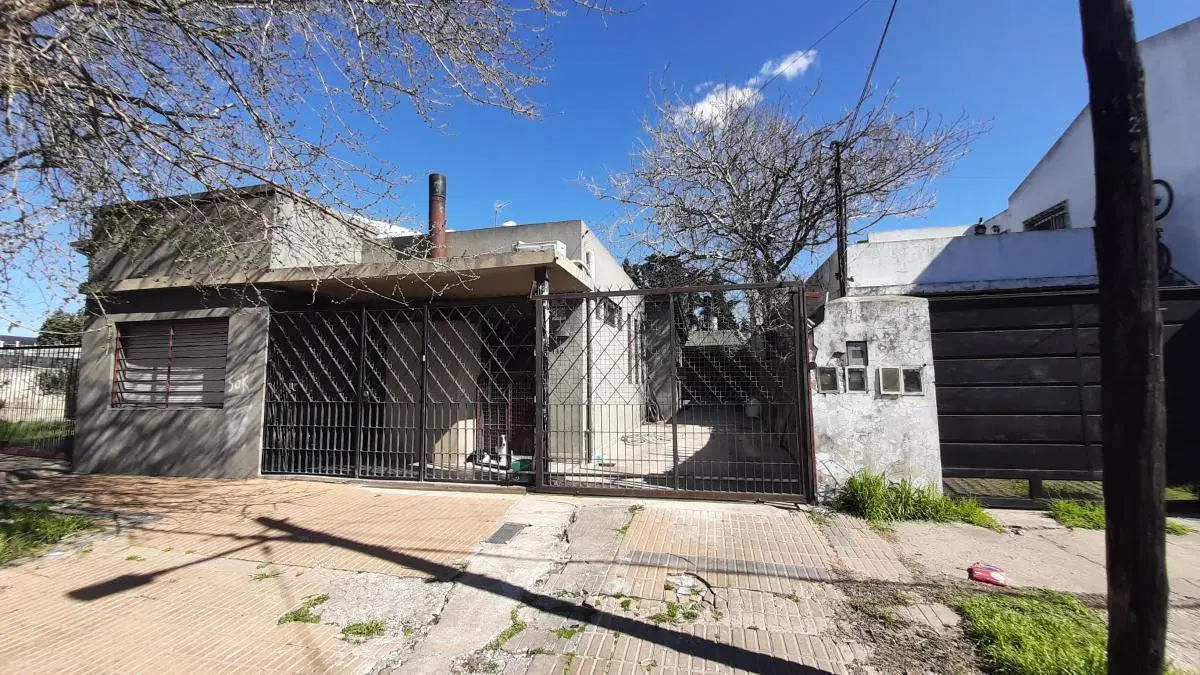 VENTA - CASA, 2 Dorm, 85 m2 - Burzaco, Oeste 4