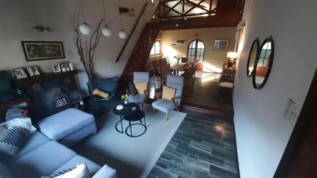 VENTA - Chalet 3 dorm - Temperley, Este - Barrio residencial 2