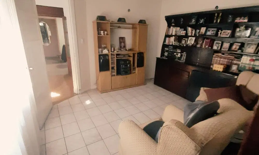 CASA EN VENTA - 5 amb 165 m2 - llavallol 5