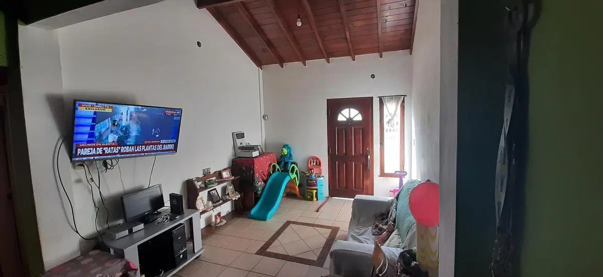 VENTA - Casa, 2 dormitorios - Jose Marmol 3