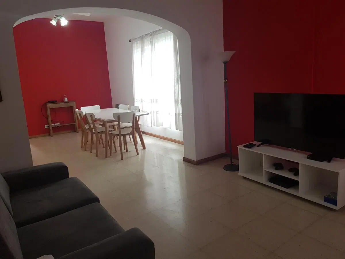 VENTA - Casa, 3 dorm - EXCELENTE UBICACIÓN, Lomas de Zamora, Este 3