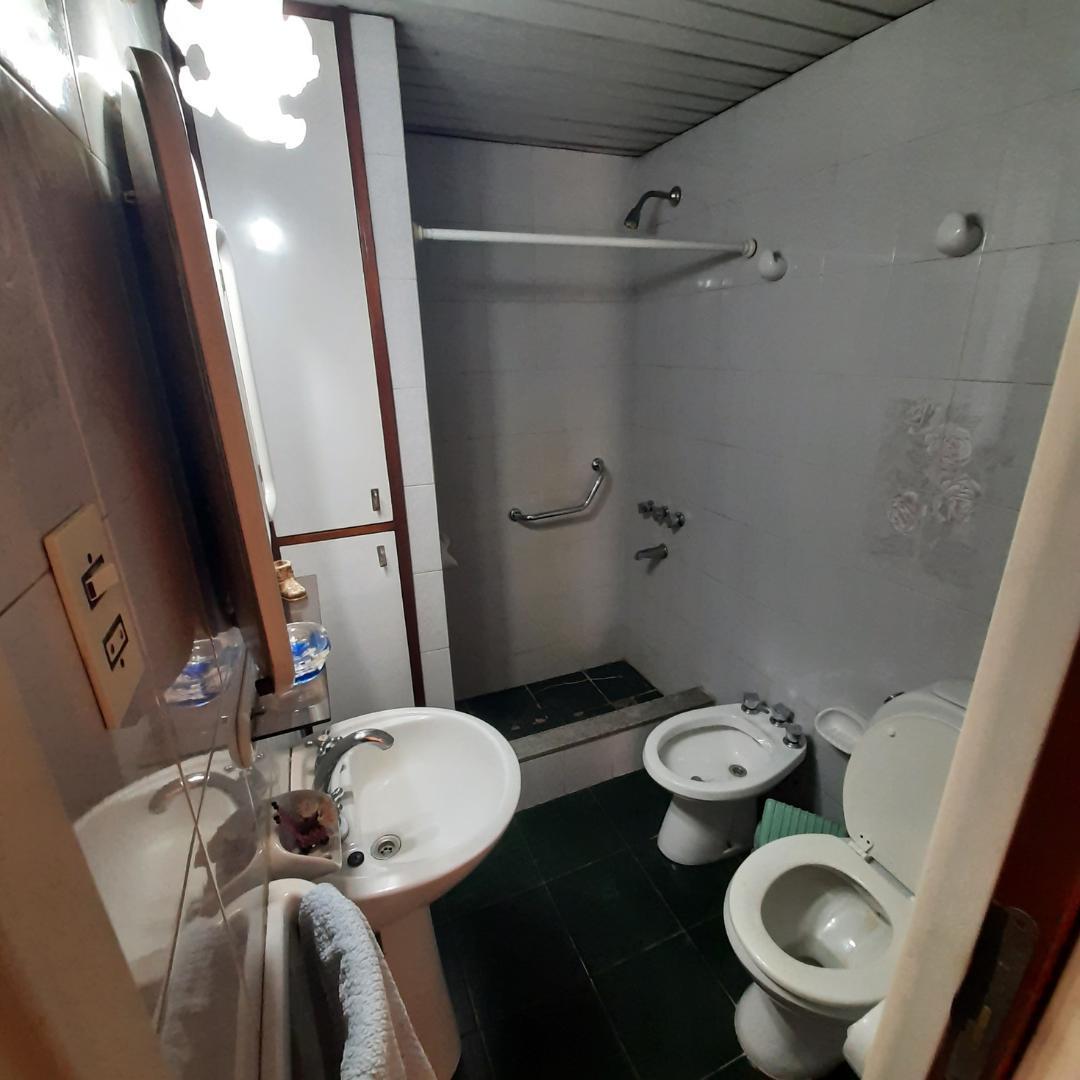 Foto de Casa en venta barrio San José - Lomas de Zamora, imagen 2