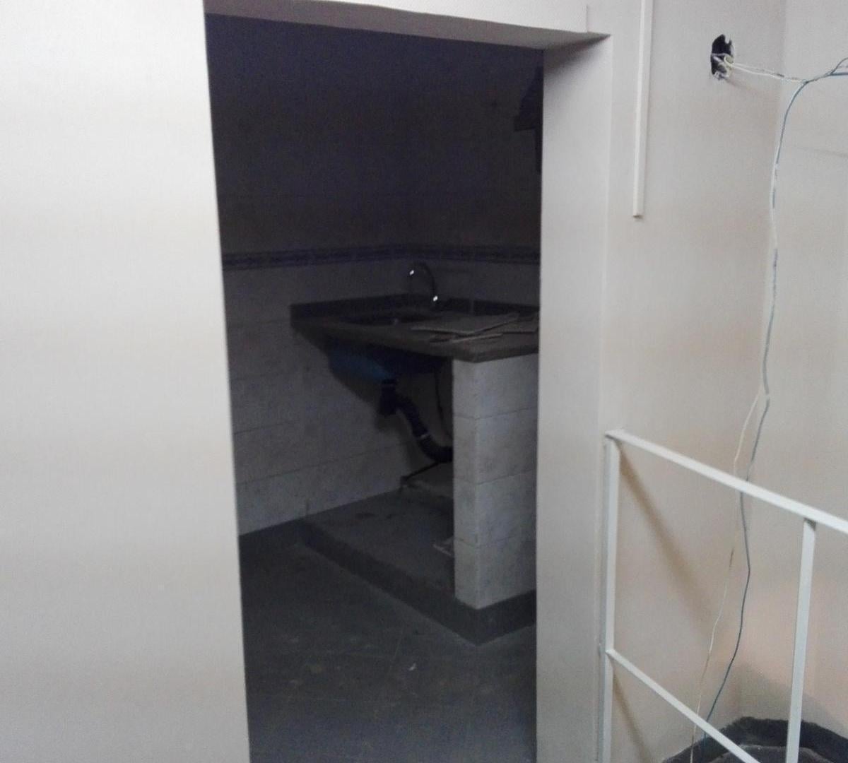 Foto de LOCAL EN VENTA - 45 m2 - RECOLETA, CABA, imagen 2