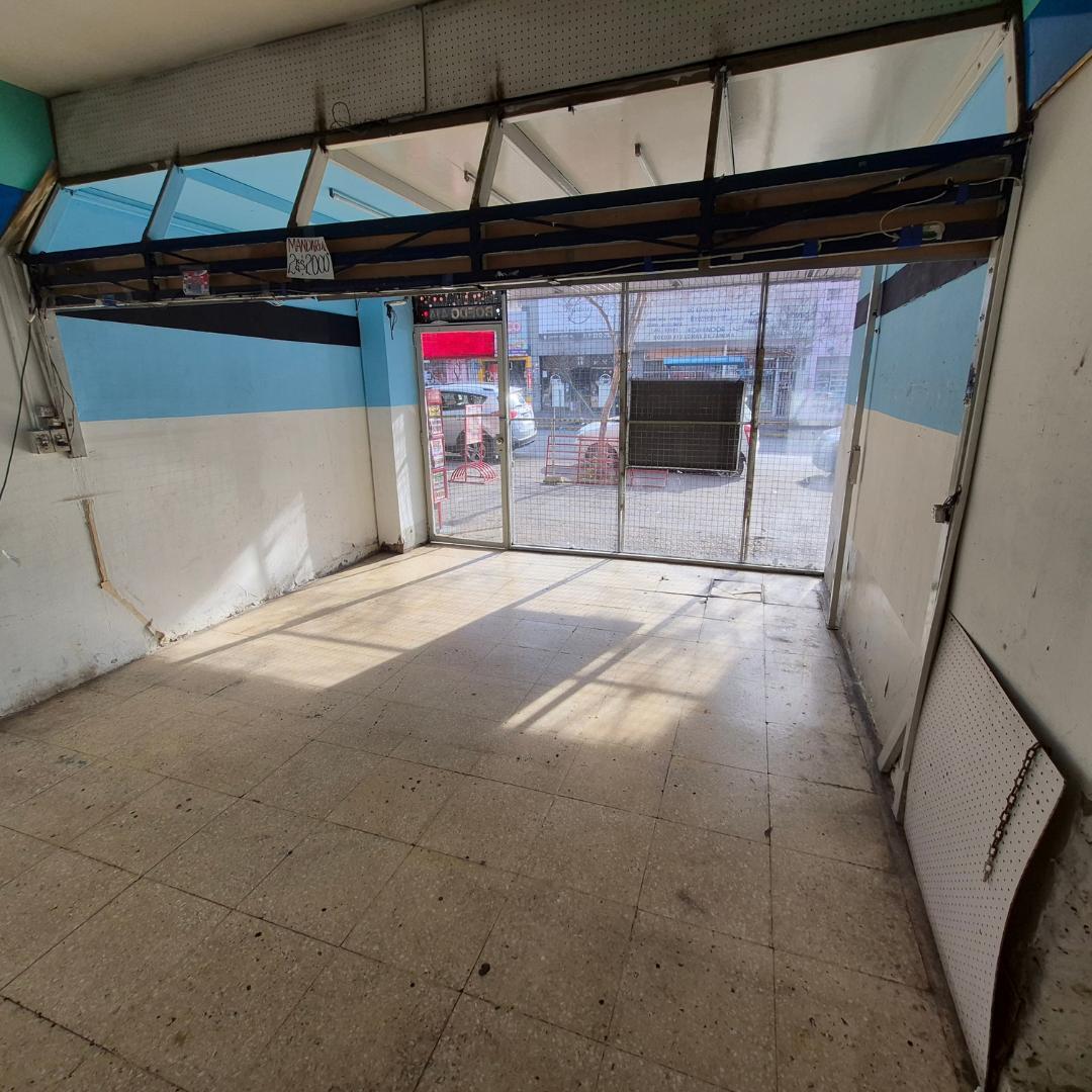 Foto de ALQUILER LOCAL Centro de Lomas de Zamora, imagen 3