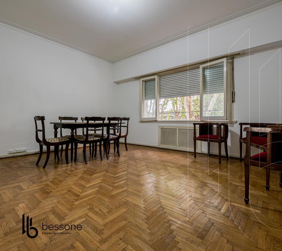 Casa en Plaza Mitre 2