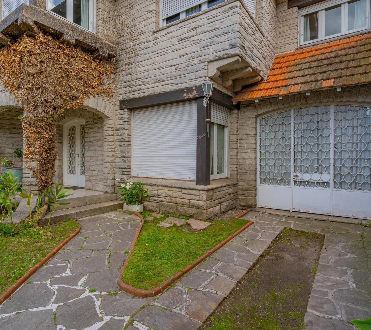Chalet 4 Ambientes Garage Parque Chauvin 3