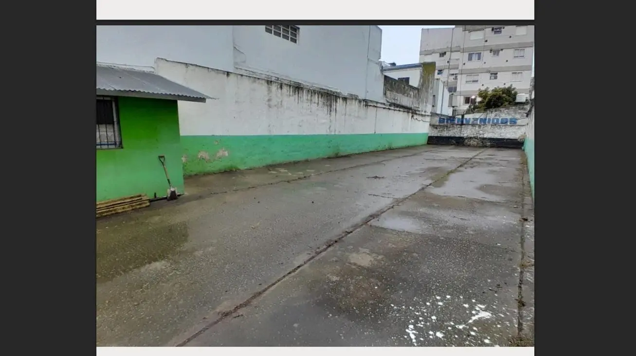 Terreno en Plaza Mitre 3