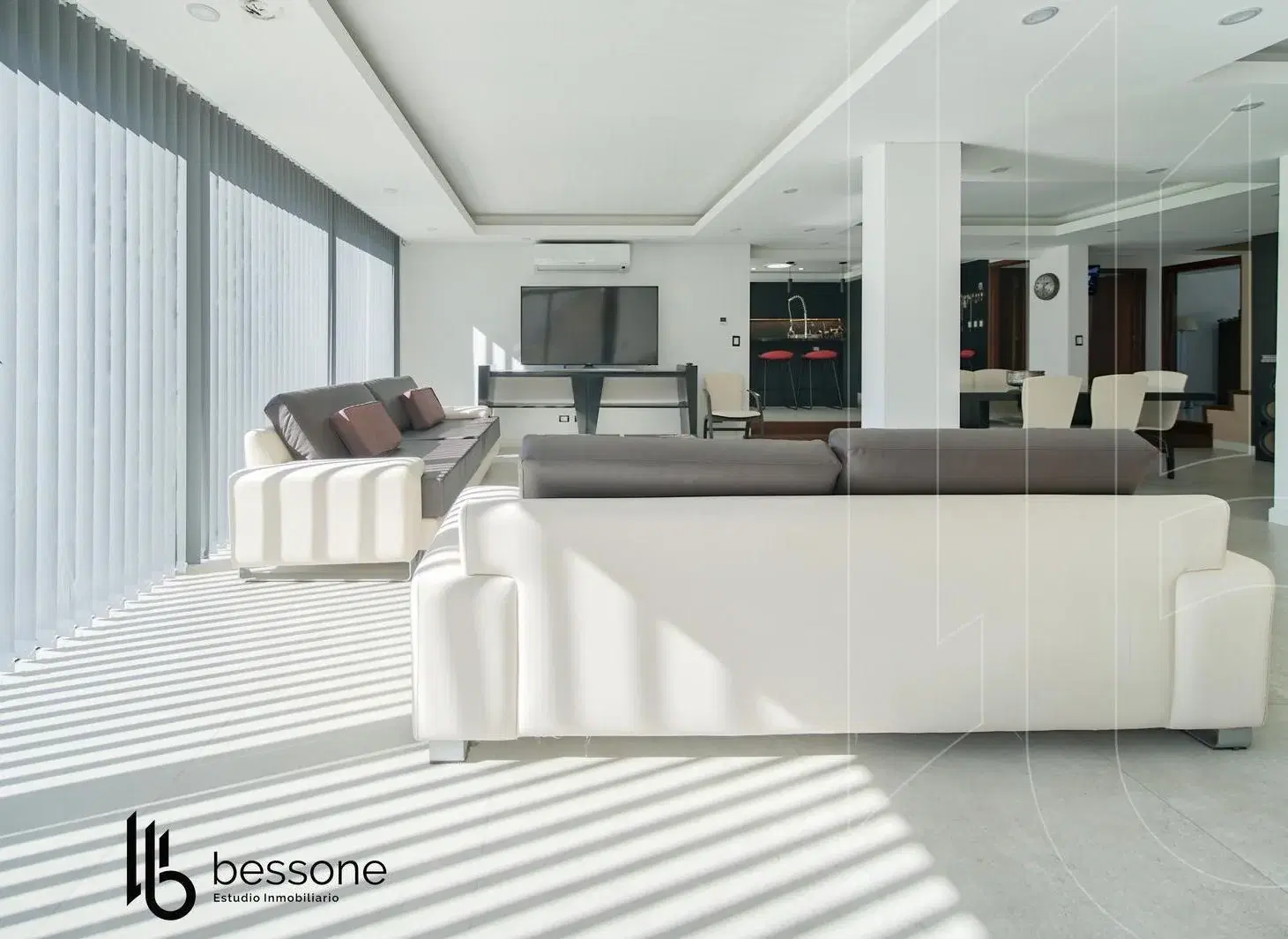 Residencia de Diseño Moderno en Parque Luro 2