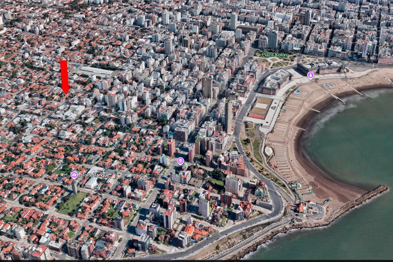 Terreno en centro comercial Güemes