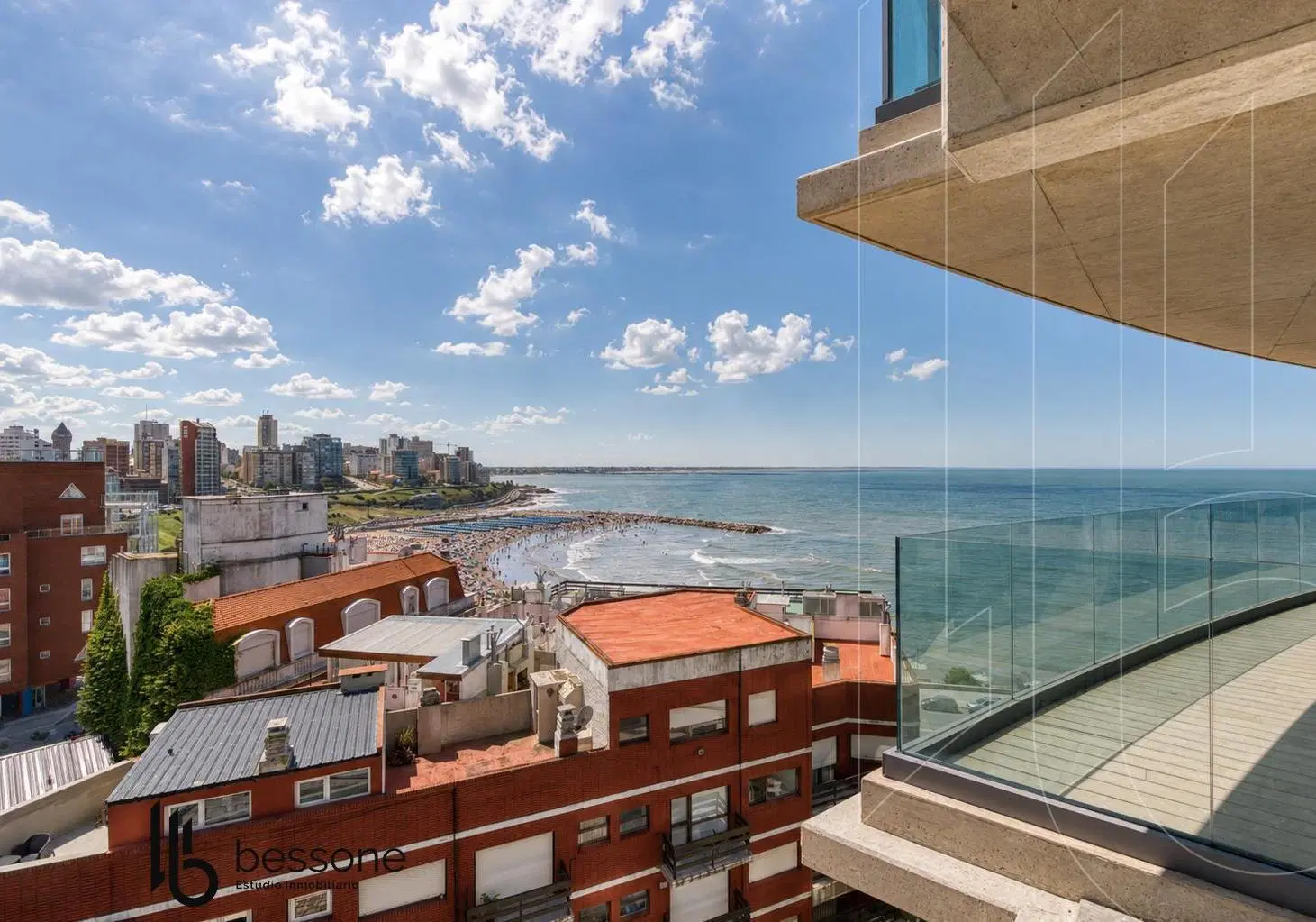 Departamento en Playa Grande 4