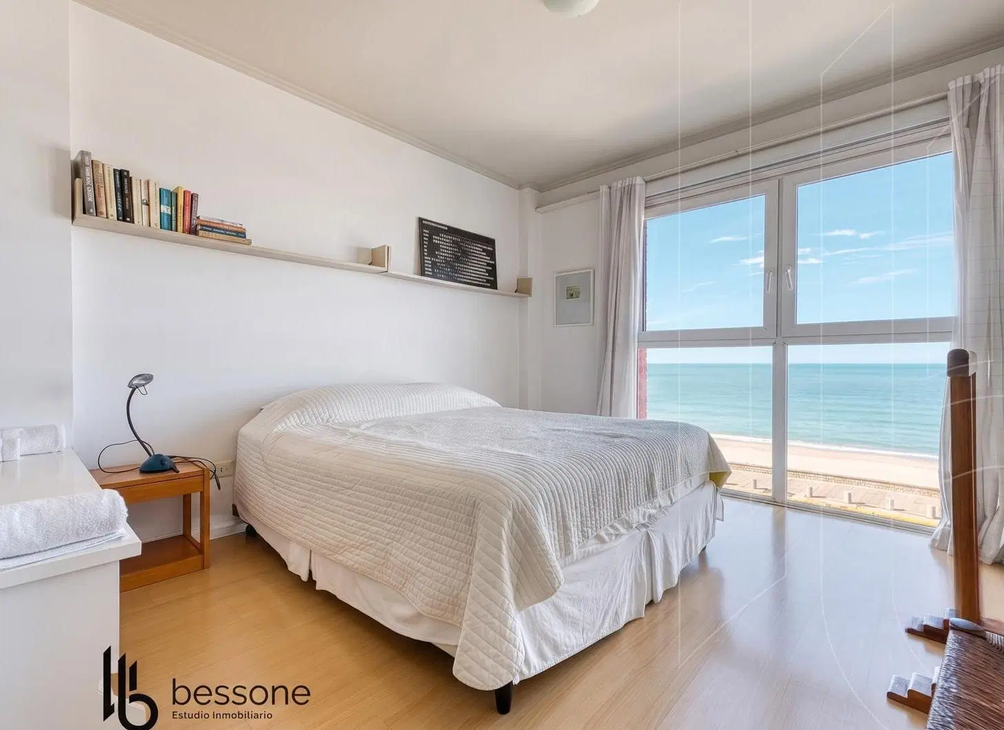 Departamento 4 amb frente al mar 3