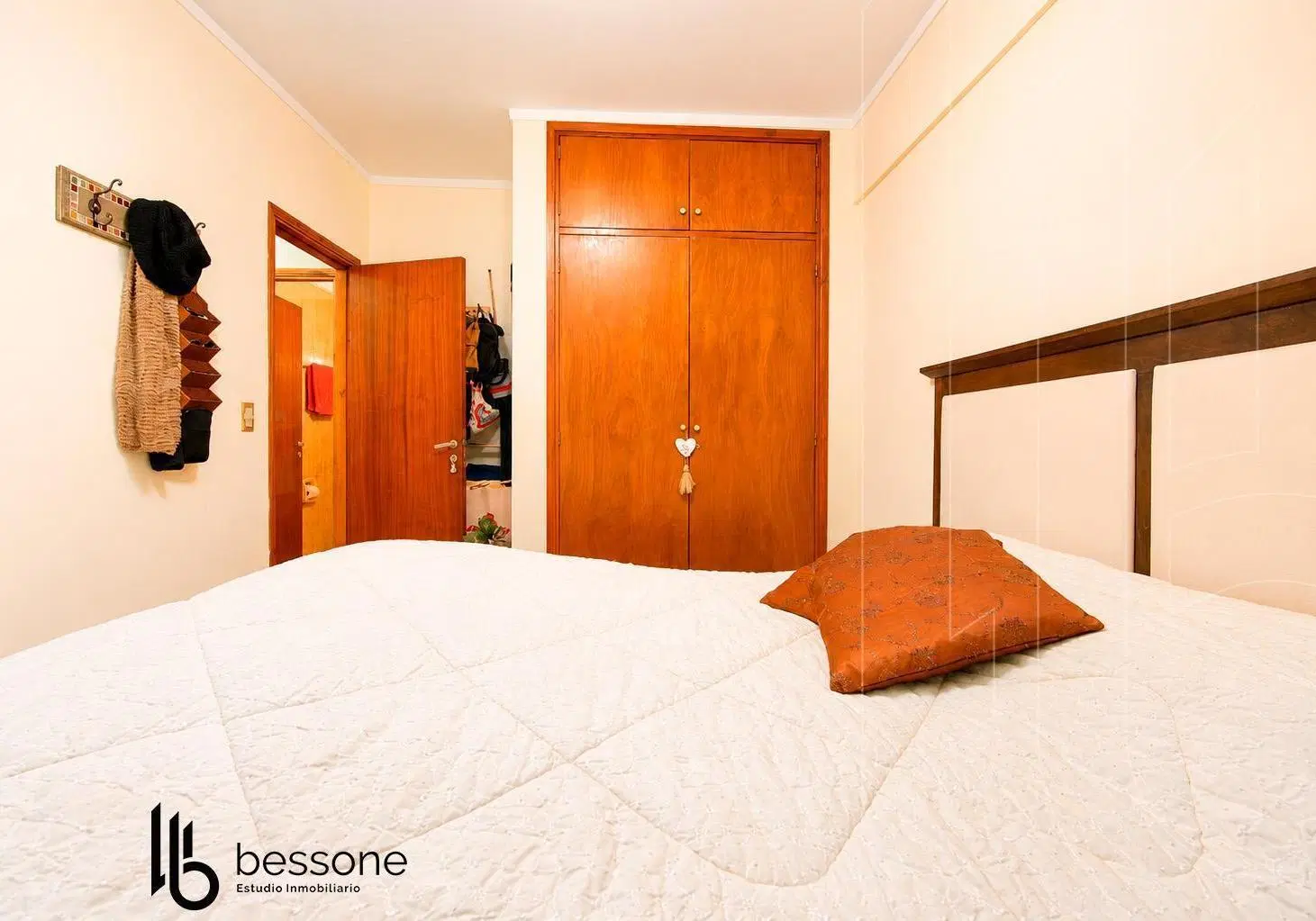 Departamento de 2 Ambientes Balcon Al Frente Varese 2