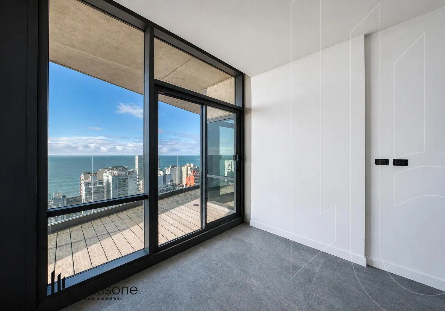 Departamento en Varese 5