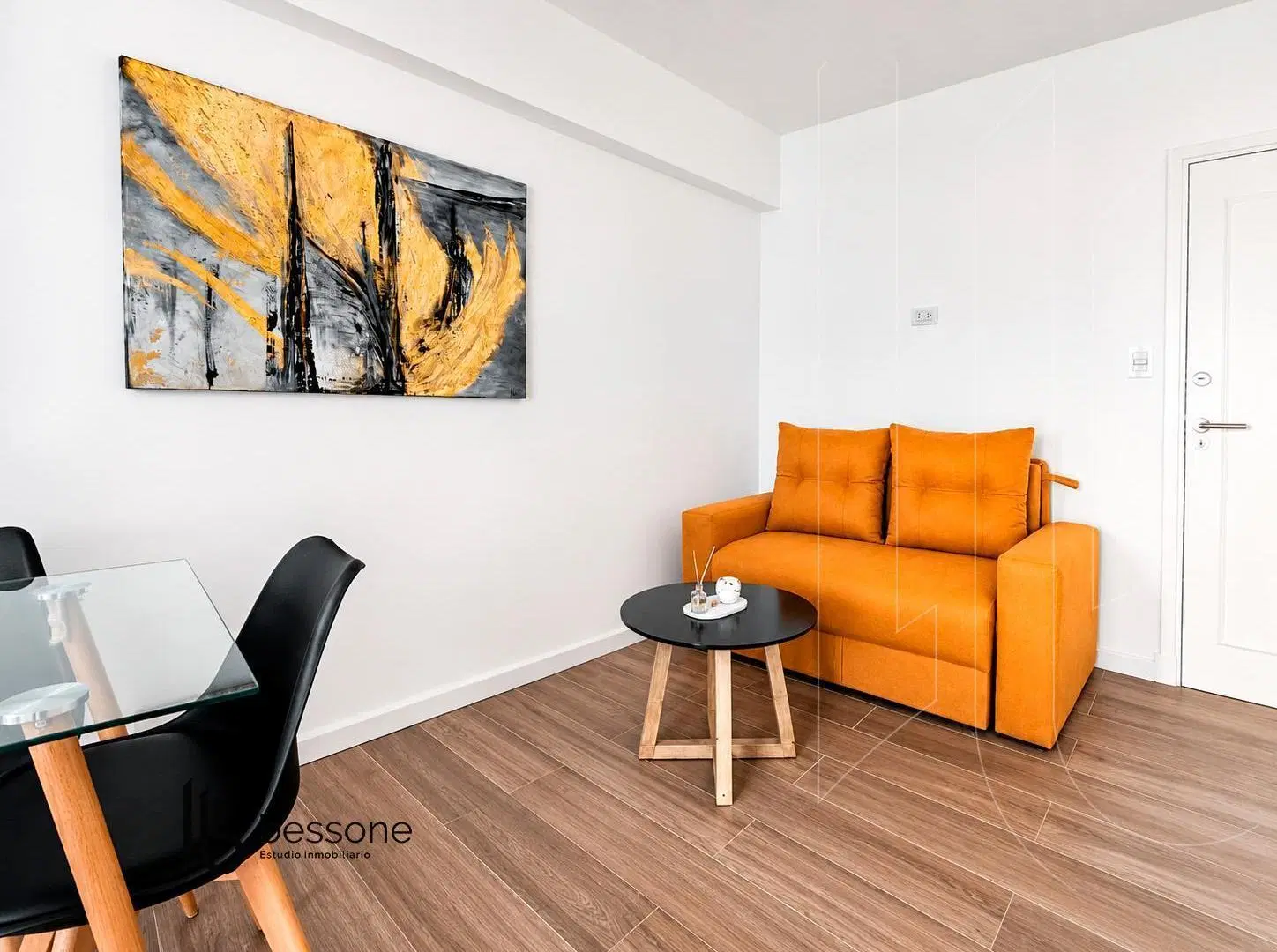 Departamento con Balcon y Parrilla en Plaza Colon 3