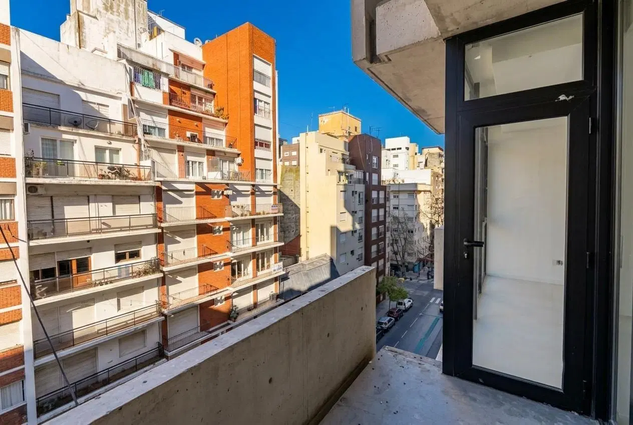 Departamento pronta entrega en Centro 2