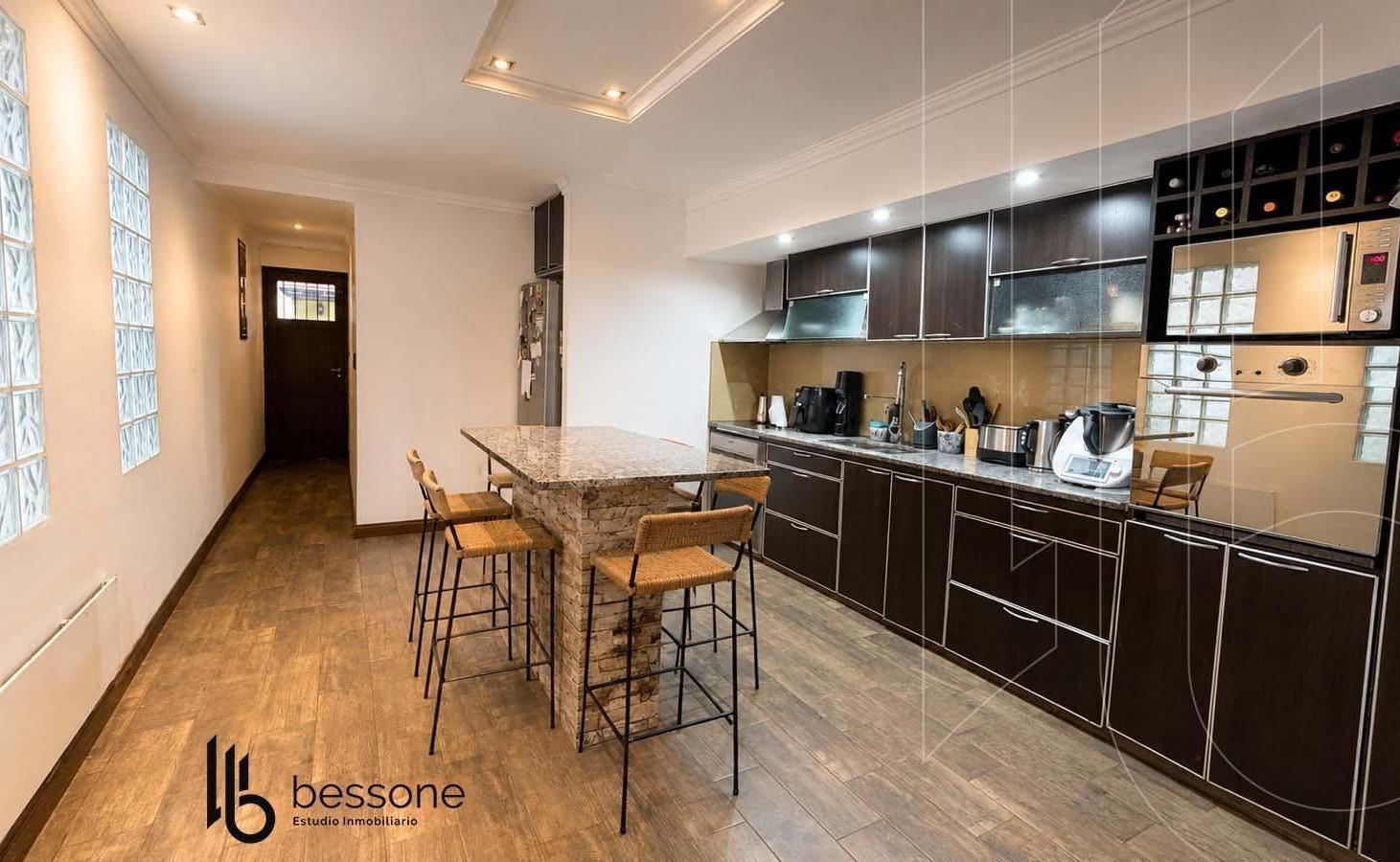 Foto de Casa en Parque Luro, imagen 2